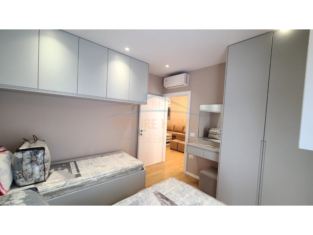 Rent, Apartment 2+1+2+parking space, Jordan Misja