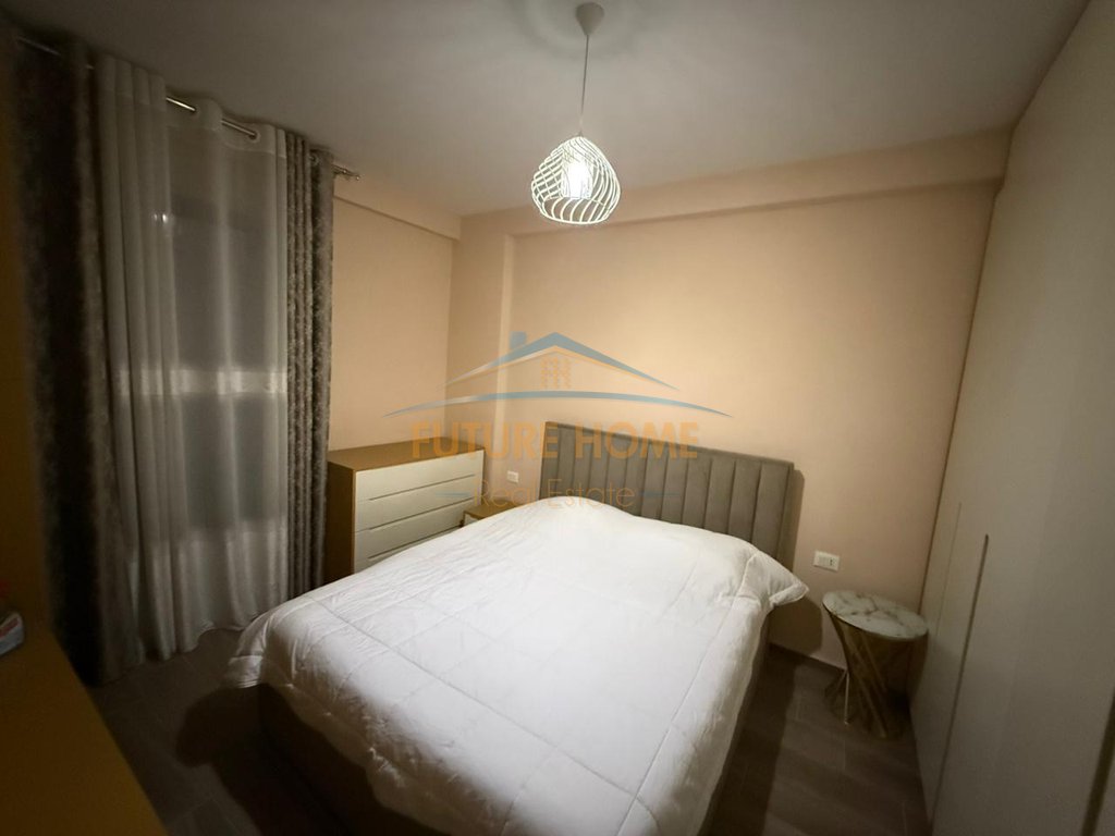 Qera, Apartament 2+1+2+Post Parkimi,Kodra e Diellit,Tiranë