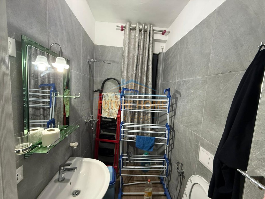 Qera, Apartament 2+1+2+Post Parkimi,Kodra e Diellit,Tiranë