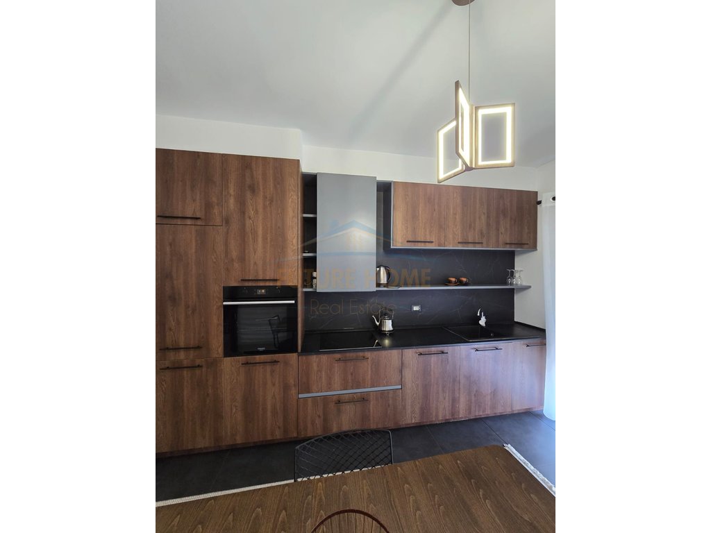 Qera, Apartament 2+1+2+Post Parkimi ,Liqeni i thate