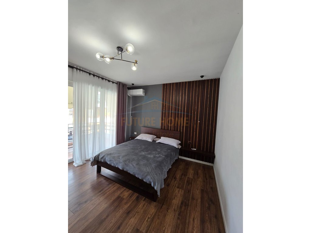 Qera, Apartament 2+1+2+Post Parkimi ,Liqeni i thate