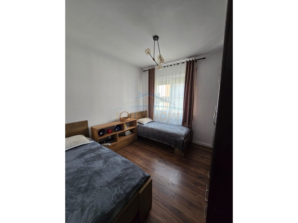 Qera, Apartament 2+1+2+Post Parkimi ,Liqeni i thate
