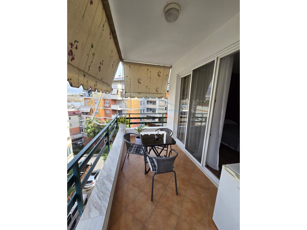 Qera, Apartament 2+1+2+Post Parkimi ,Liqeni i thate