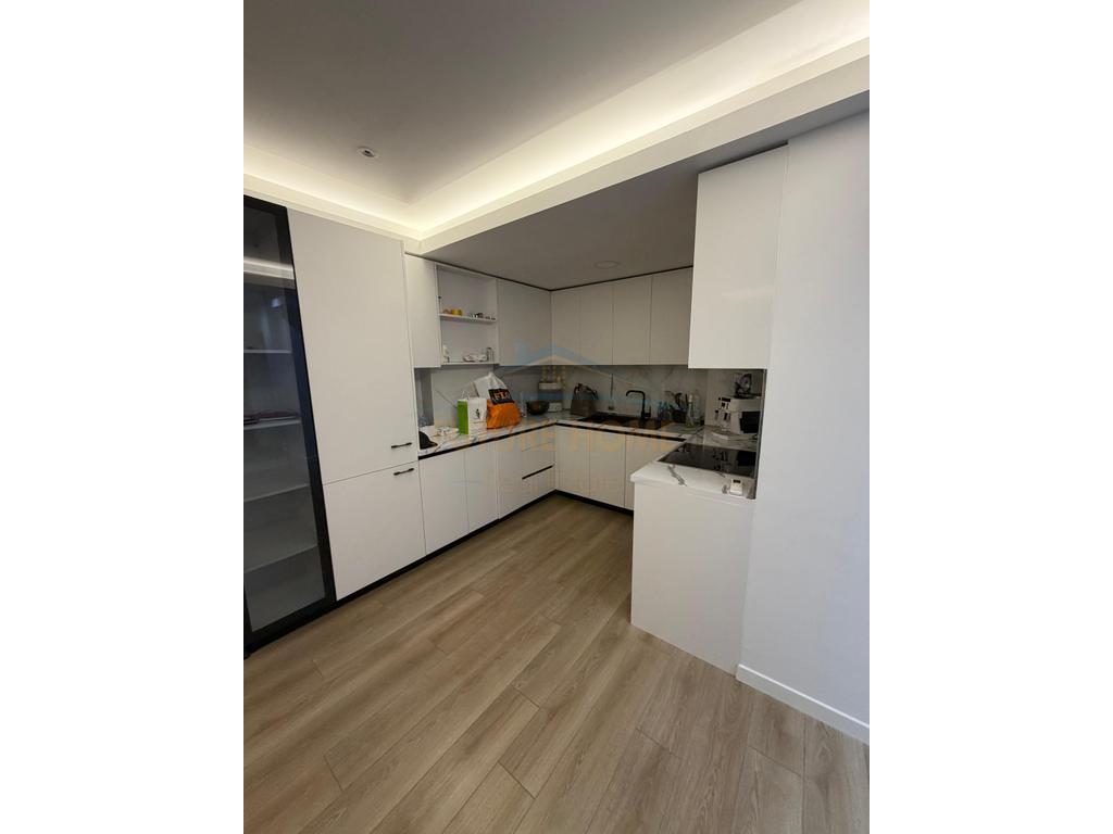 For rent, Apartment 2+1+2+ Parking Space, Residence "Kodra e Diellit", Tirana