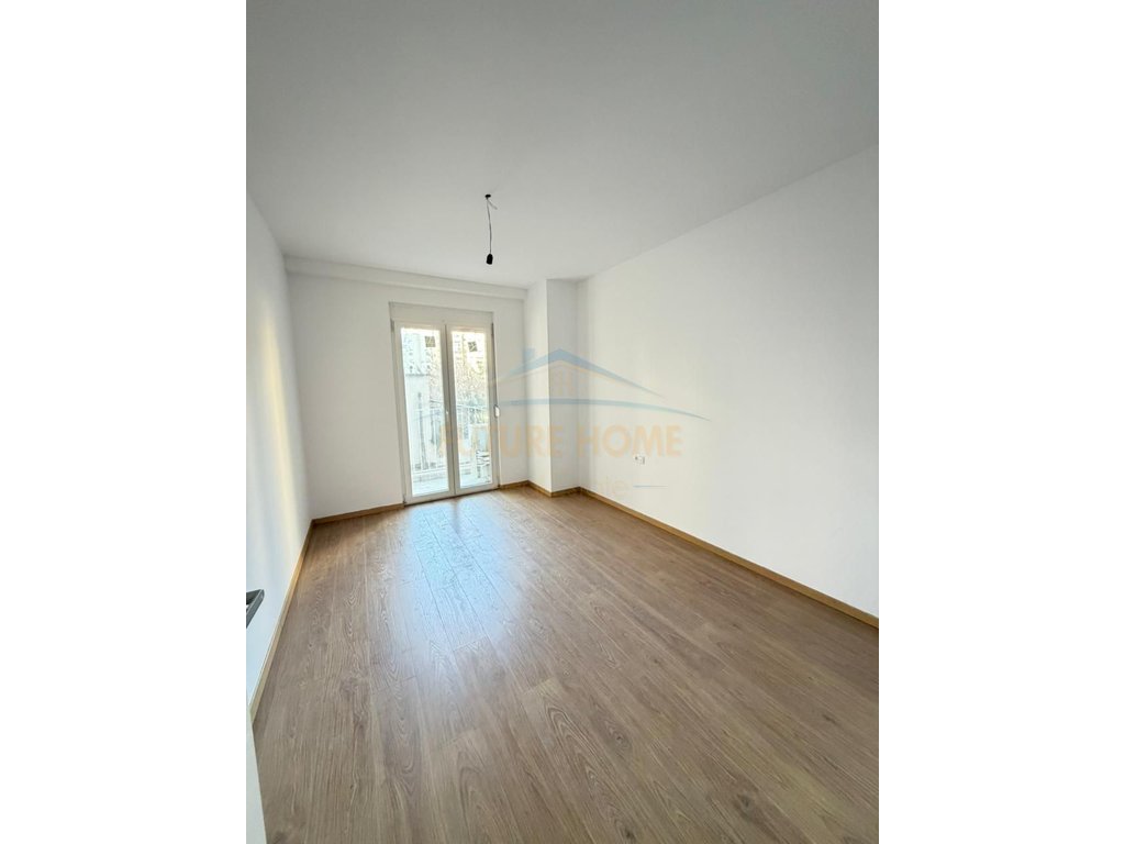 Apartment for Rent 2+1+2, Faik Konica Street