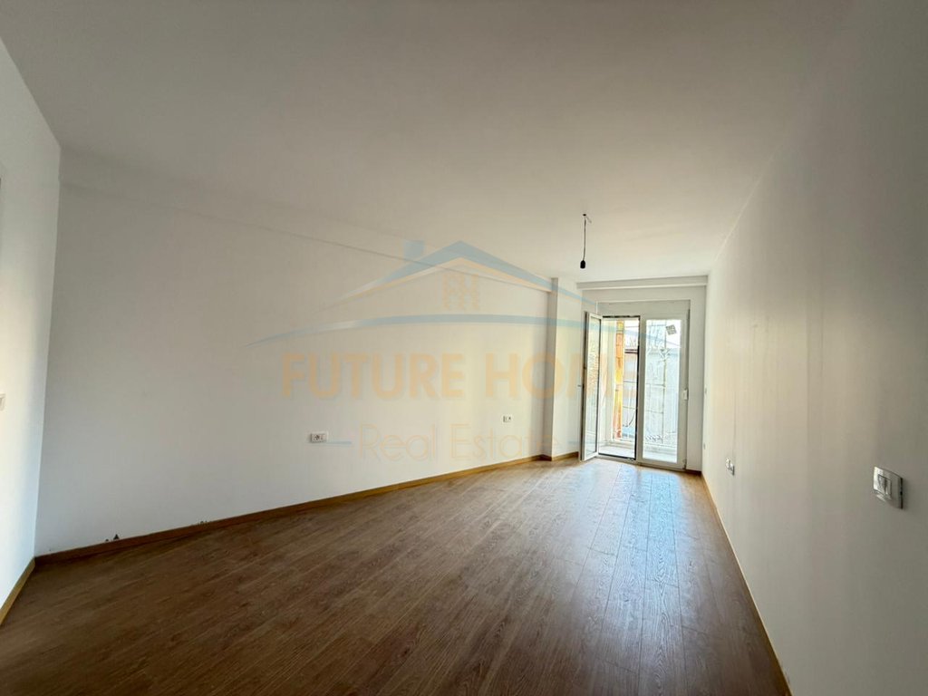 Apartment for Rent 2+1+2, Faik Konica Street