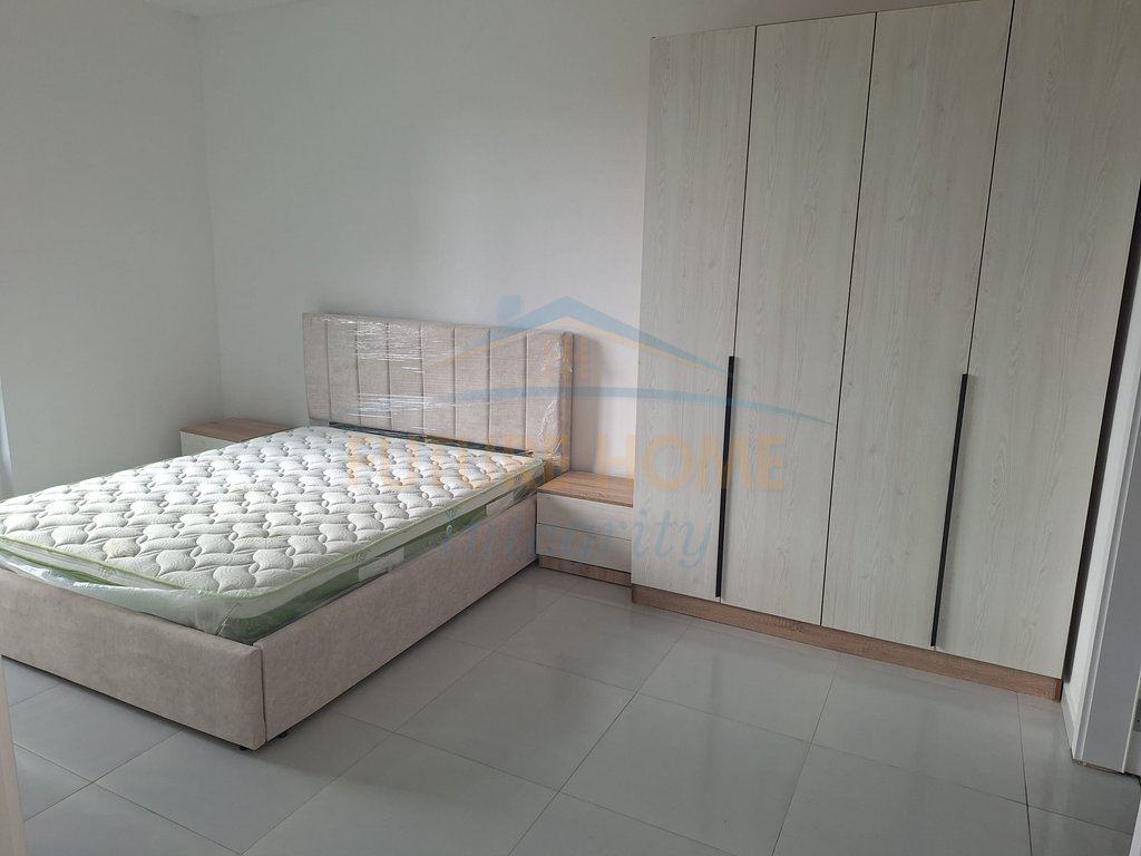 Rent, Apartment 2+1+2, 5 Maji Street, Tirana.
