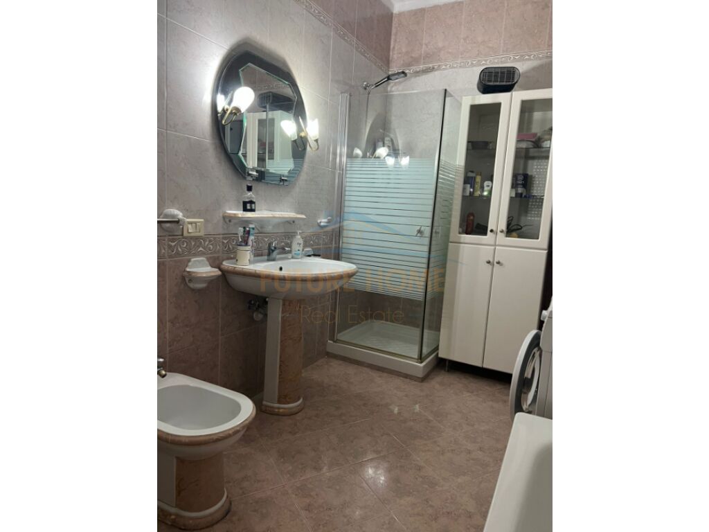Rent, Apartment 2+1+2, Branko Kadia Street, Xhamlliku, Tirana