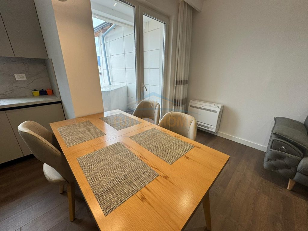 Rent, Apartment 2+1+2, Mine Peza Street, Tirana.