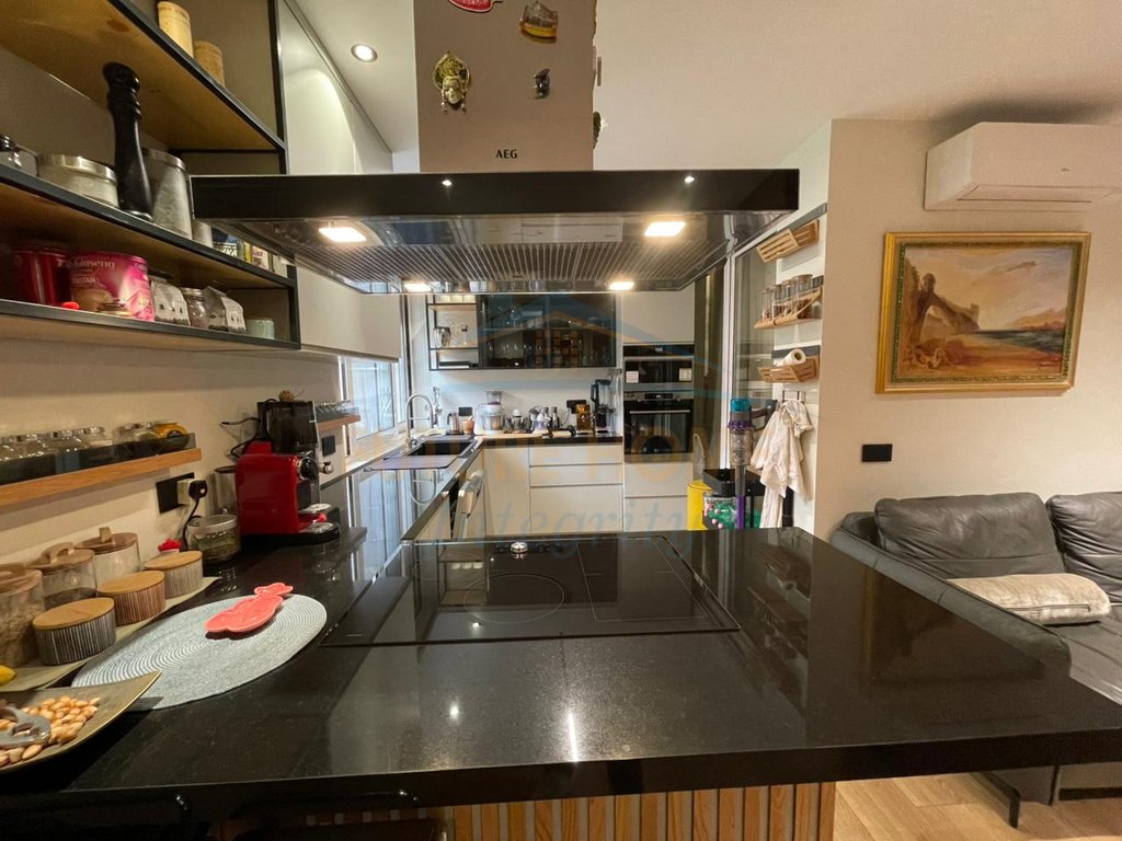 For sale, Apartment 2+1+2, Shallvaret, Tirana.