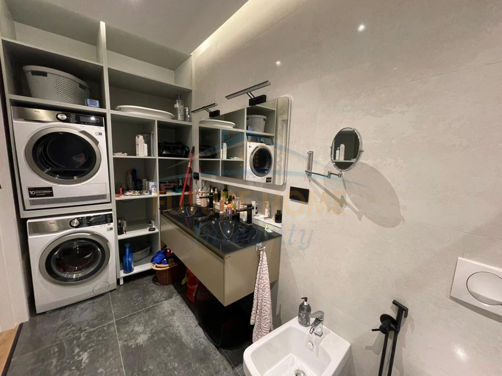 For sale, Apartment 2+1+2, Shallvaret, Tirana.