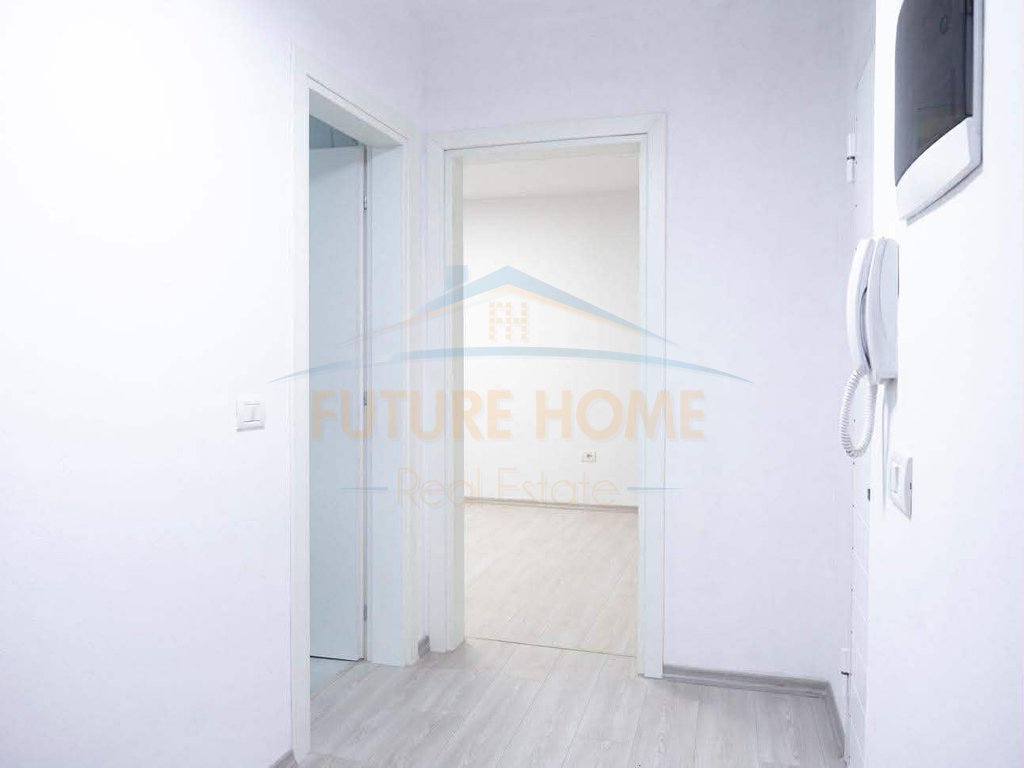 Rent, Apartment 2+1+2, Wilson Square, Tirana