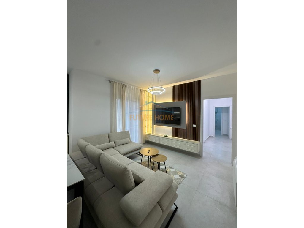 Rent, Apartment 2+1+2, Red School, Tirana.