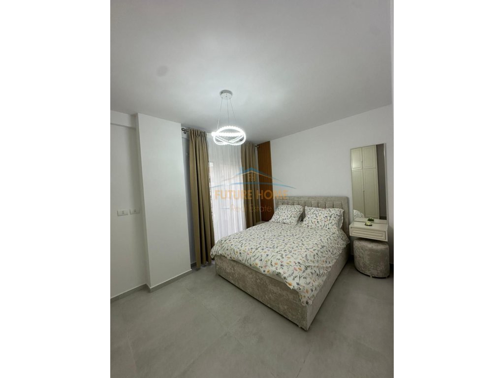 Rent, Apartment 2+1+2, Red School, Tirana.