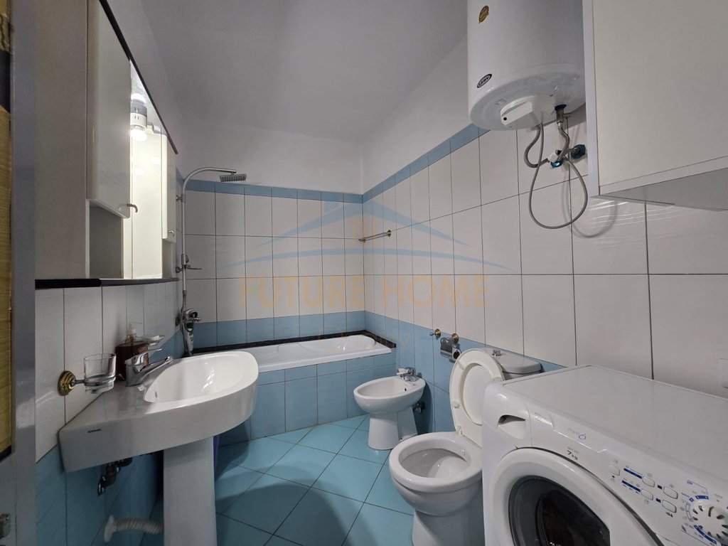 Rent, Apartment 2+1+2, Industrial Market, Beach.