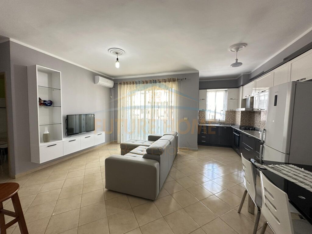 Rent, Apartment 2+1+2, New Ring.