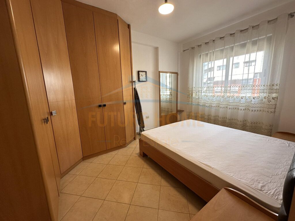Rent, Apartment 2+1+2, New Ring.