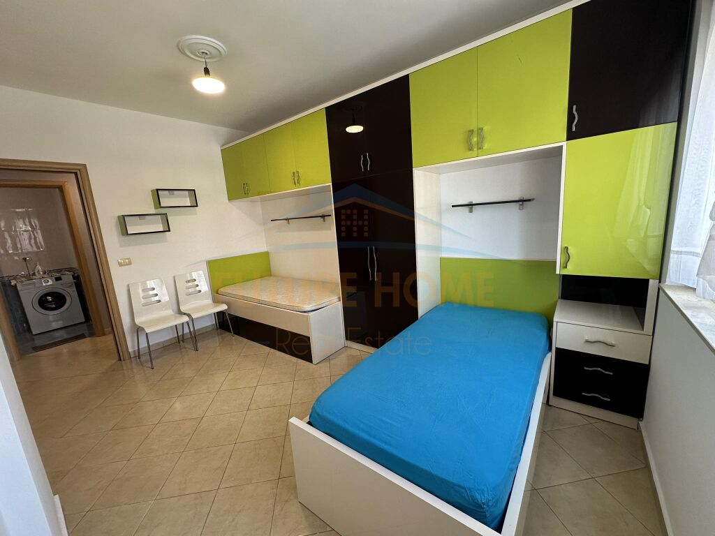 Rent, Apartment 2+1+2, New Ring.