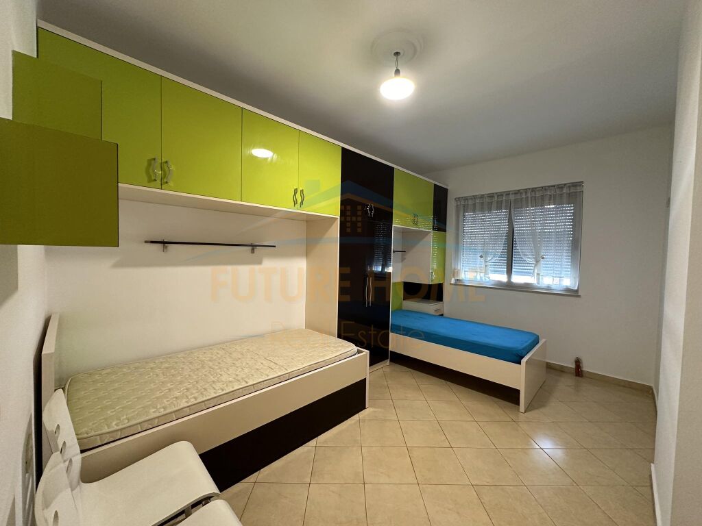 Rent, Apartment 2+1+2, New Ring.