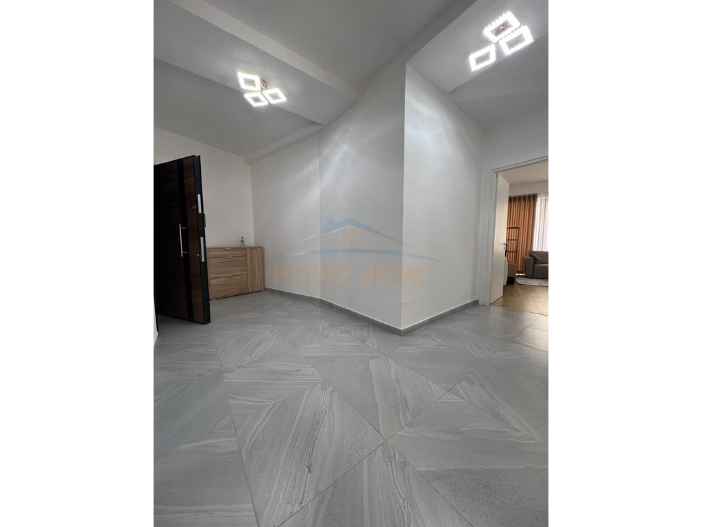 Qera, Apartament 2+1+2, Unaza e Re, Urban Gate,Tiranë.