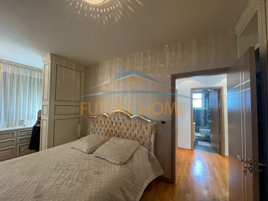 Apartment 2+1, Block