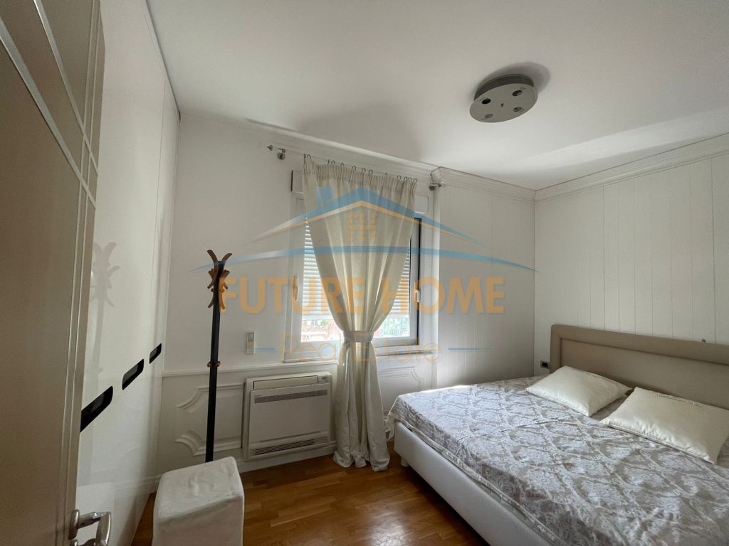 Apartment 2+1, Block