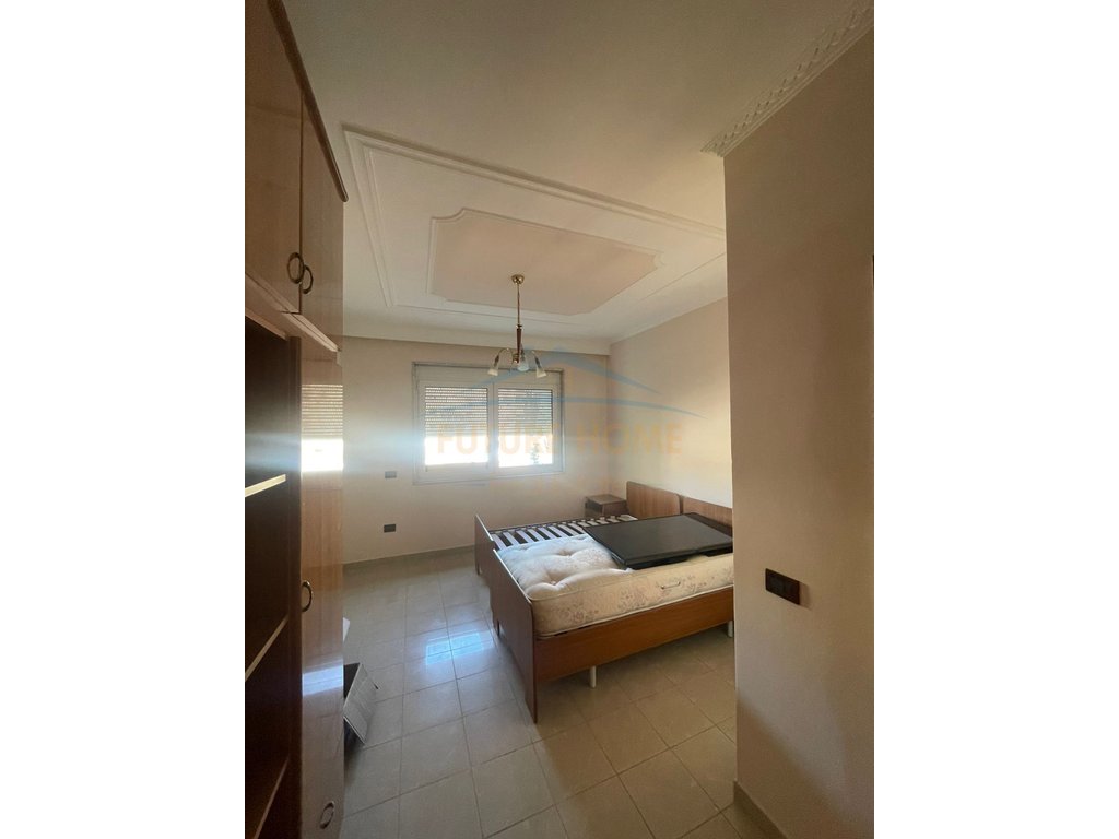 Qera , Apartament 2+1 , Blloku , Tirane