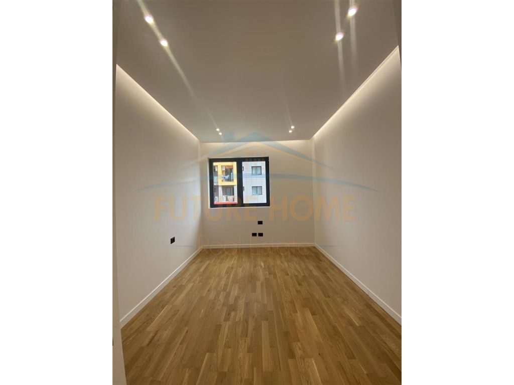 Qera,Apartament 2+1,Bosh, Ambjent për Zyrë, Rezidenca Future Home.