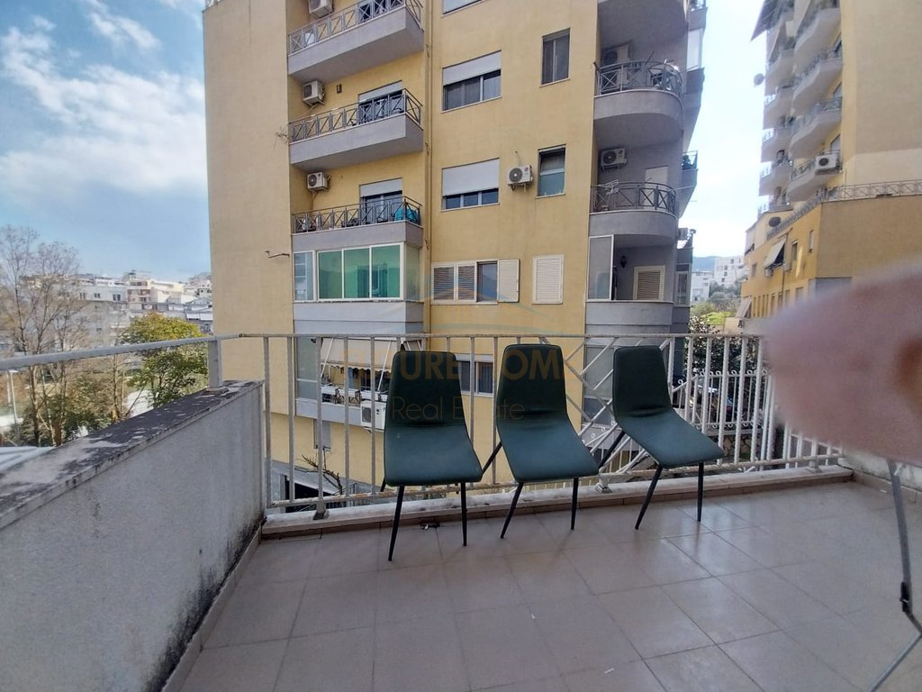 For rent, 2+1 Apartment, Zoological Garden.