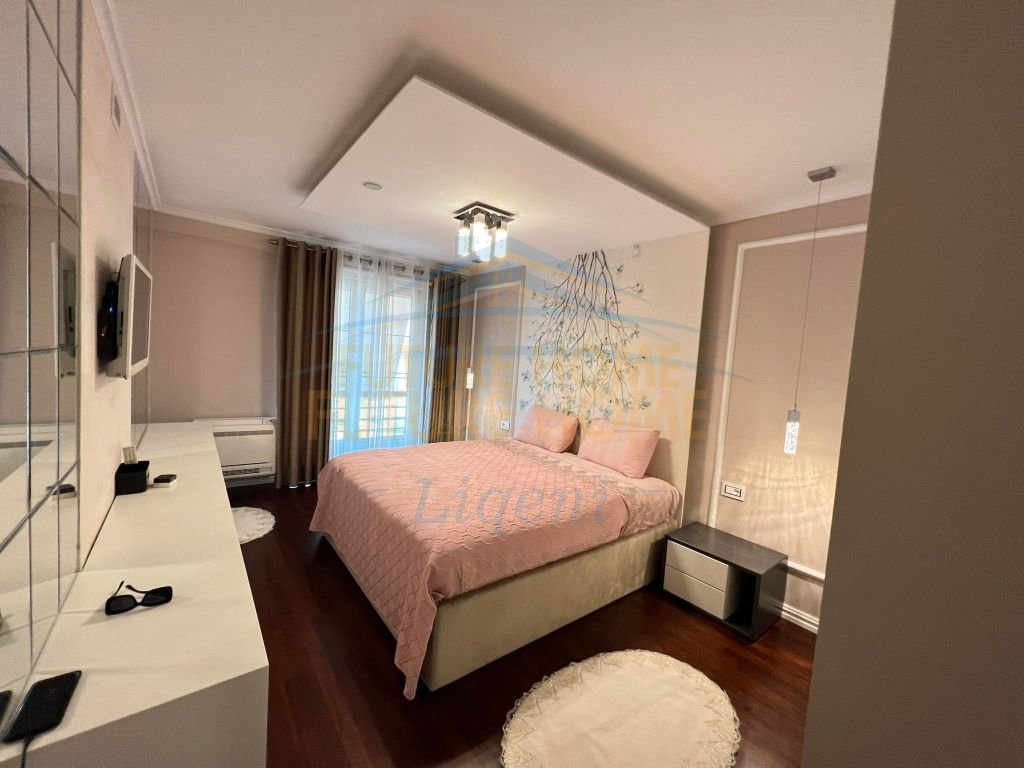 Rent, Apartment 2 + 1, Dry Lake, Tirana.