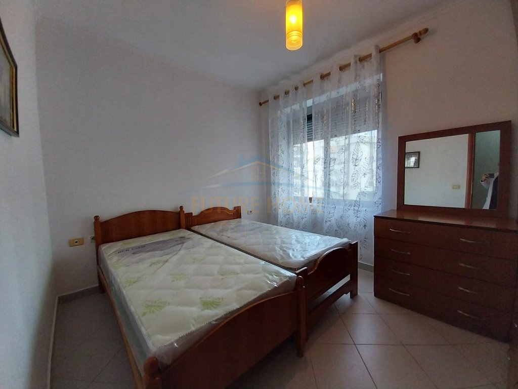 For rent, 2+1 Apartment, Pasticeri Nela 6, Tirana.