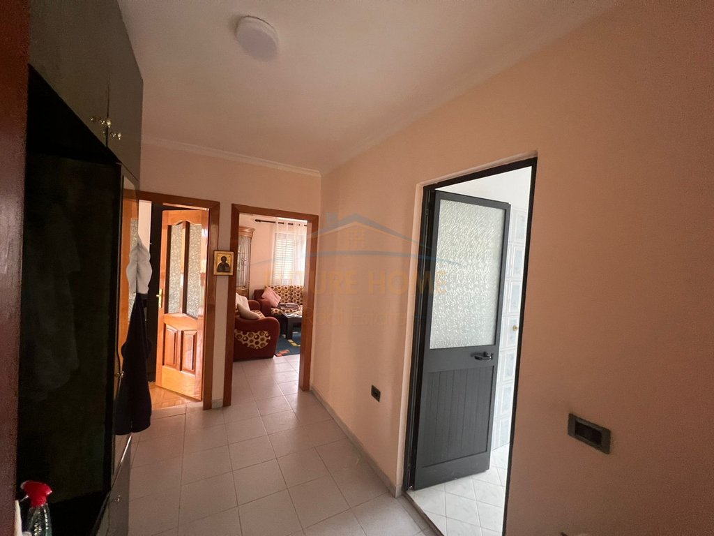 Qera, Apartament 2+1, Pazari i Ri, Tiranë.
