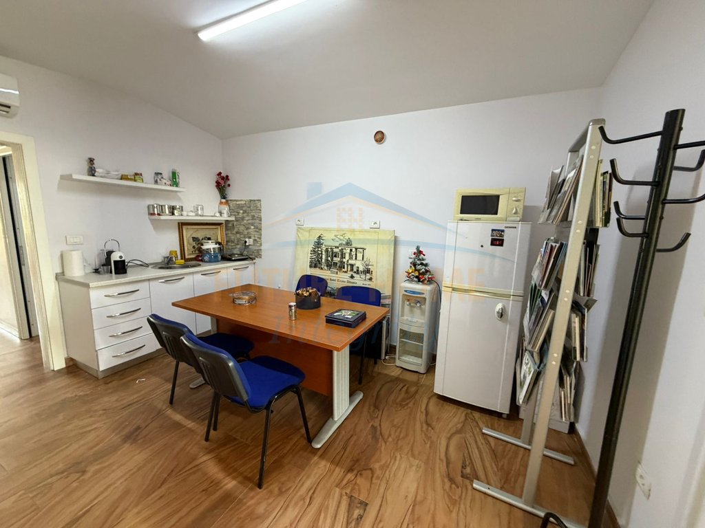 For rent, 2+1 apartment for offices, Center, Tirana.