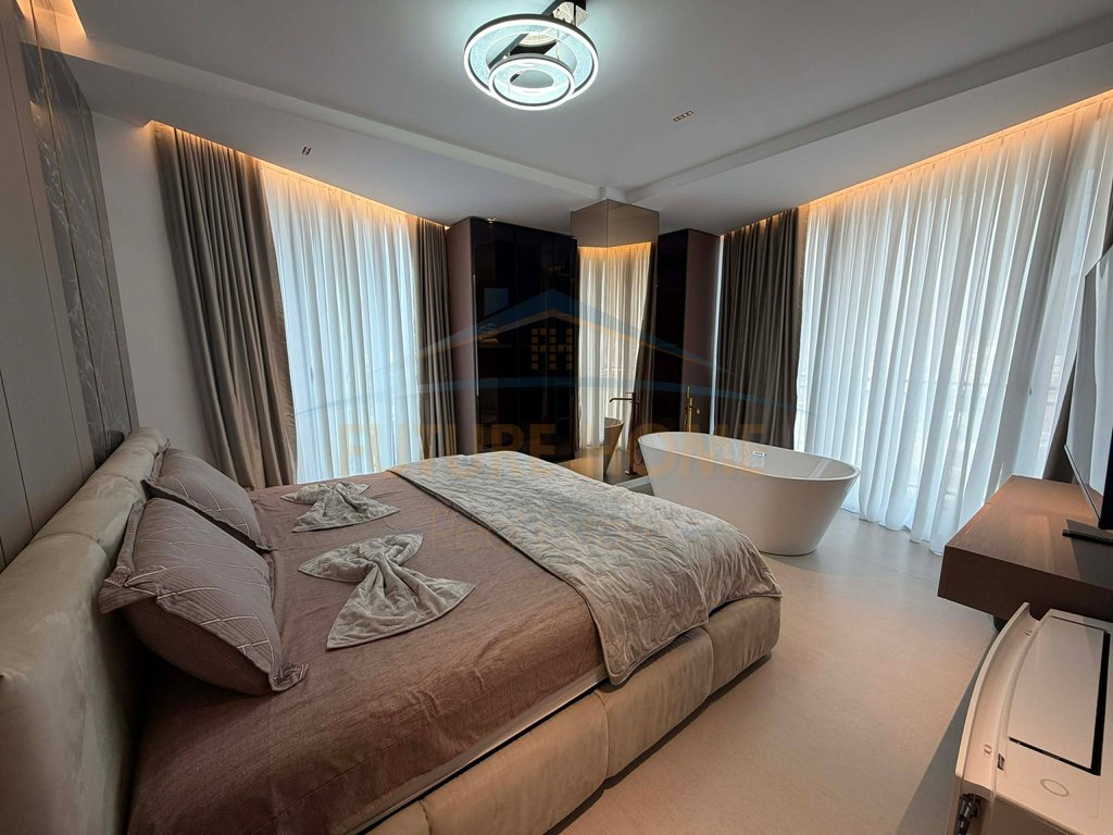 Qera, Apartament 2+1 + Post Parkimi, Golden Tower, Rruga Mine Peza