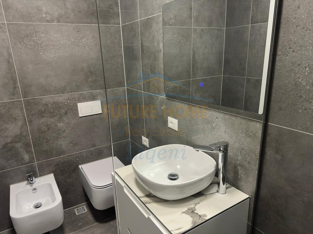 Rent, Apartment 2+1+Parking Space, Forest Complex, Tirana