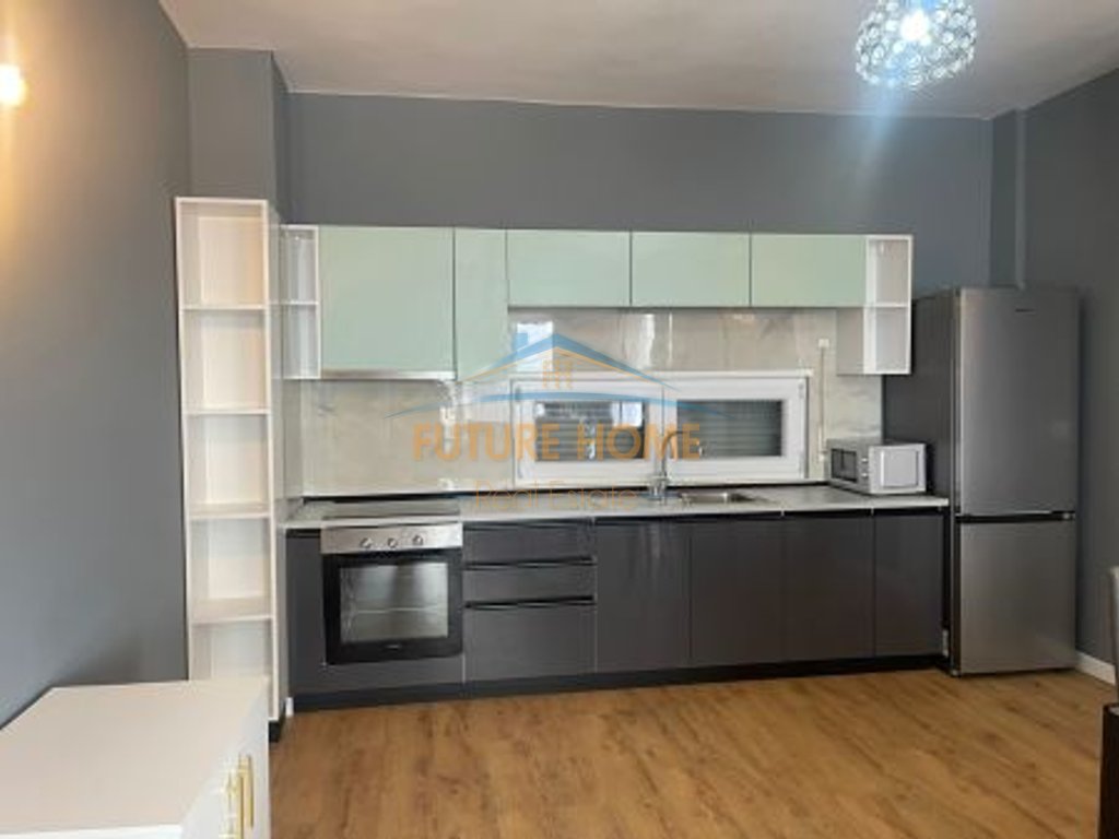 Qera,Apartament 2+1+Post Parkimi,Kopshti Botanik,Tiranë