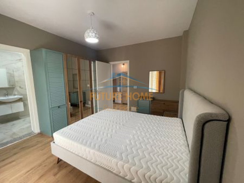 Qera,Apartament 2+1+Post Parkimi,Kopshti Botanik,Tiranë