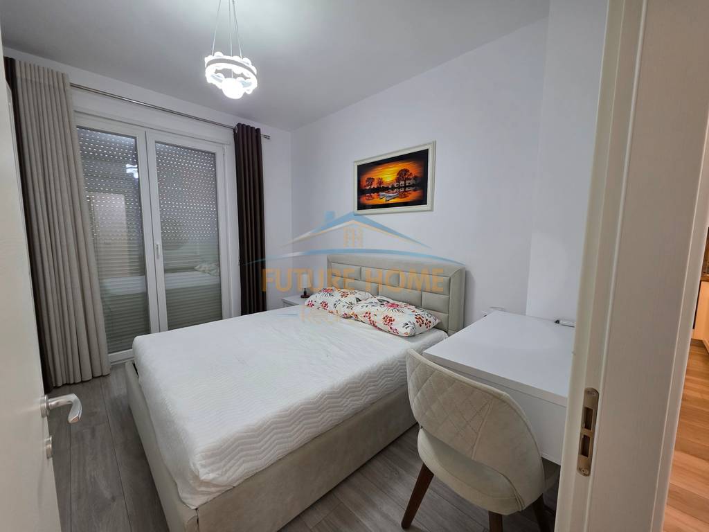 Qera,Apartament 2+1+post parkimi ,Univers City Qtu