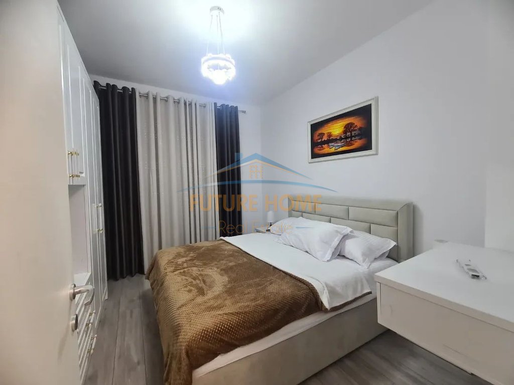 Qera,Apartament 2+1+post parkimi ,Univers City Qtu