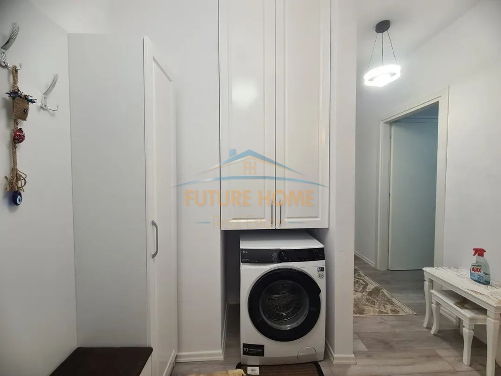 Qera,Apartament 2+1+post parkimi ,Univers City Qtu