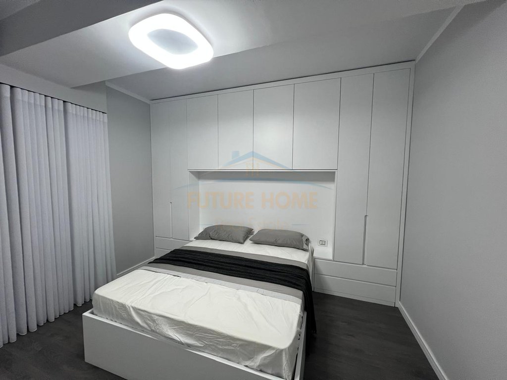 Rent, Apartment 2+1+ Parking space, Service, Train Station, Tirana