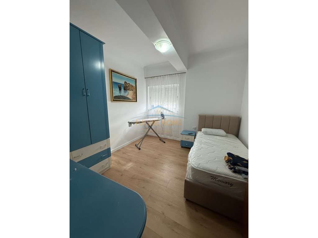 Rent, 2+1 Apartment, Kongresi i Manastirit Street, Tirana.