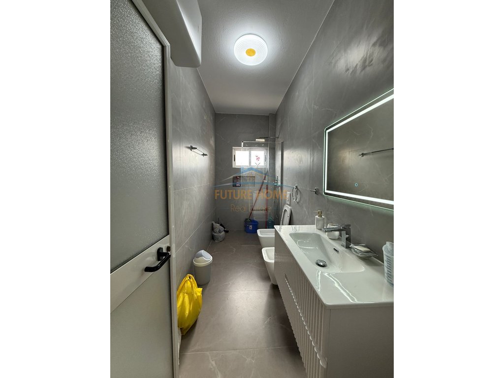 Rent, 2+1 Apartment, Kongresi i Manastirit Street, Tirana.