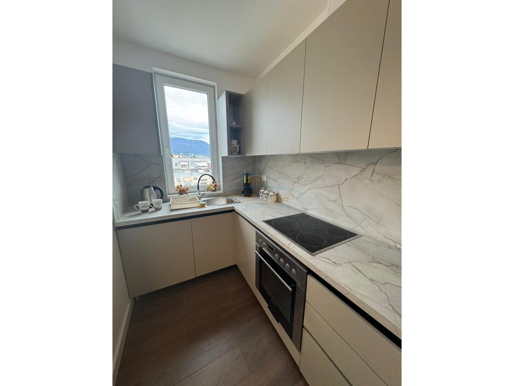 For rent, 2+1 Apartment, Mine Peza Street, Tirana.