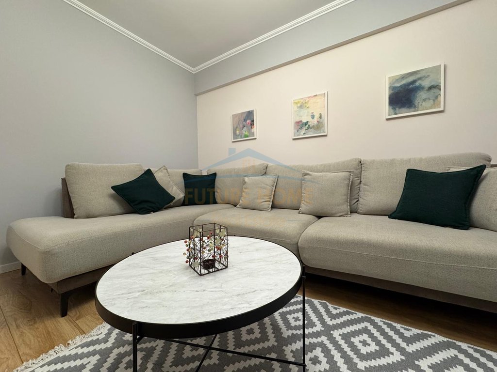 Qera, Apartament 2+1, Rruga Mine Peza, Tiranë.