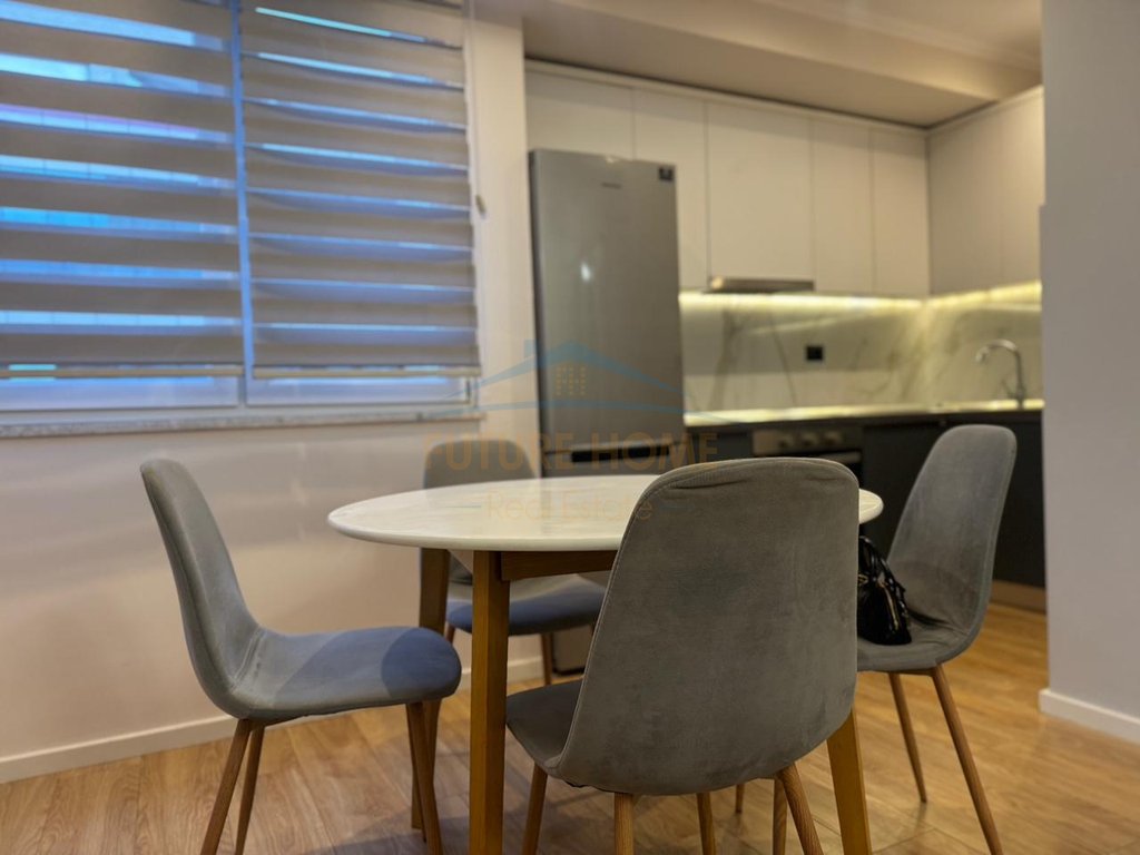 Qera, Apartament 2+1, Rruga Mine Peza, Tiranë.