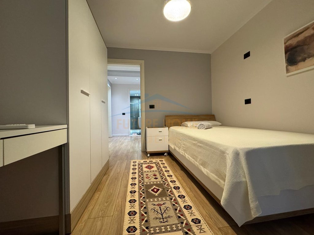 Qera, Apartament 2+1, Rruga Mine Peza, Tiranë.