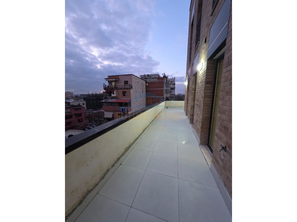 Qera, Apartament 2+1, Rruga Siri Kdra