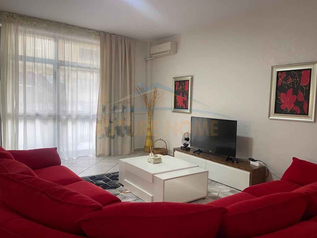 Qera, Apartament 2+1, Shkolla e Kuqe, Tirane