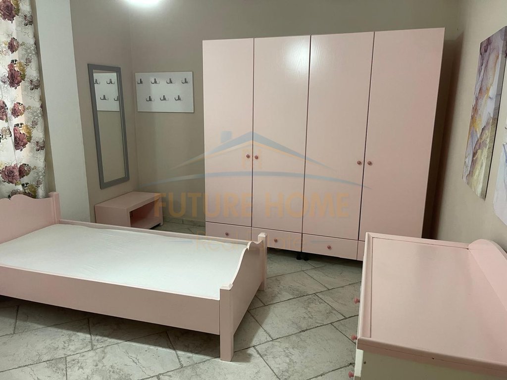 Qera, Apartament 2+1, Shkolla e Kuqe, Tirane